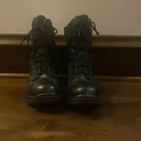 Bates | Shoes | Grest Condition New Never Worn Mens Black  display picture 2